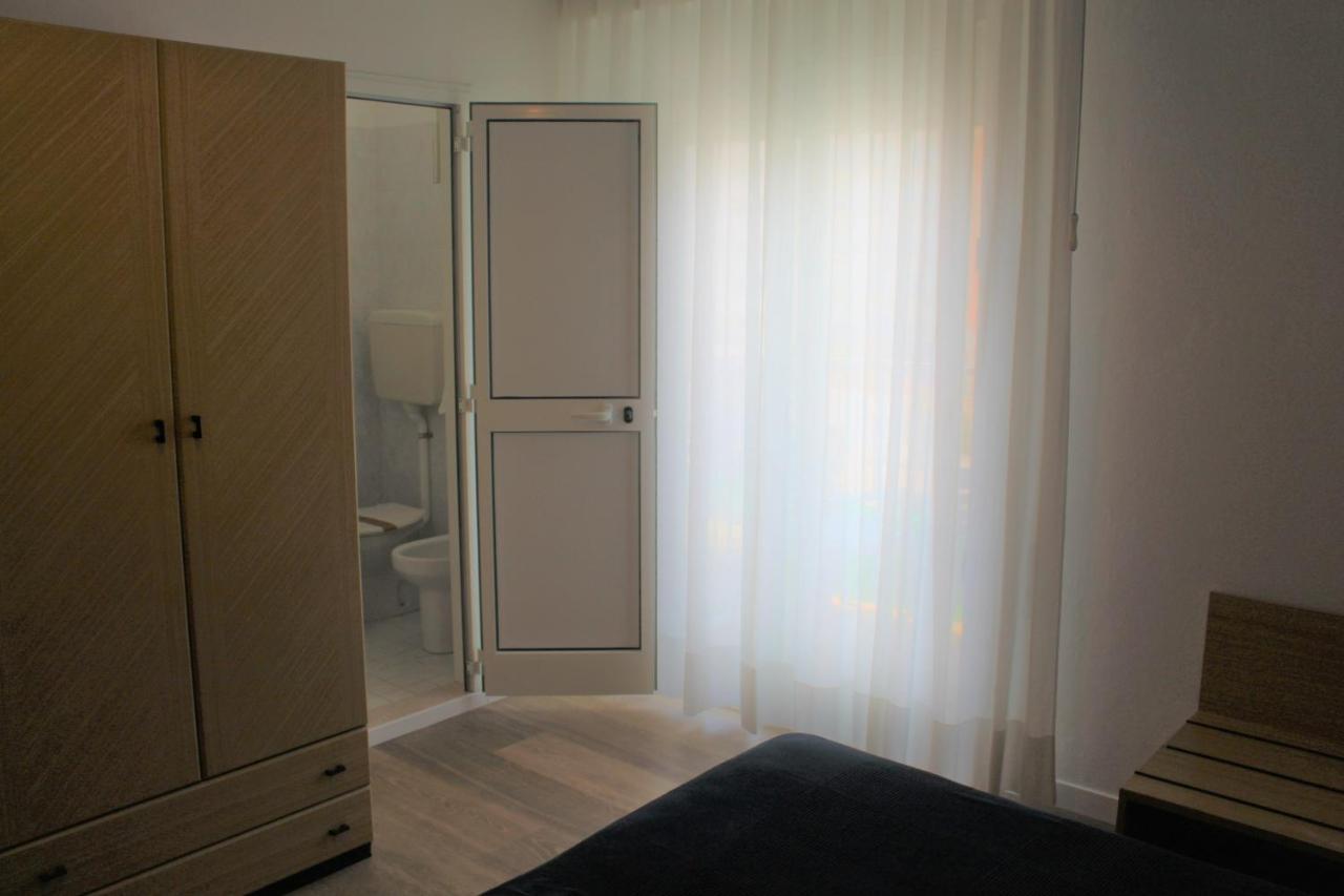 Hotel Palme Park & Beach Included リド・ディ・イエゾロ エクステリア 写真
